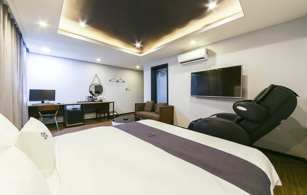 Dove Hotel Ульсан Екстер'єр фото