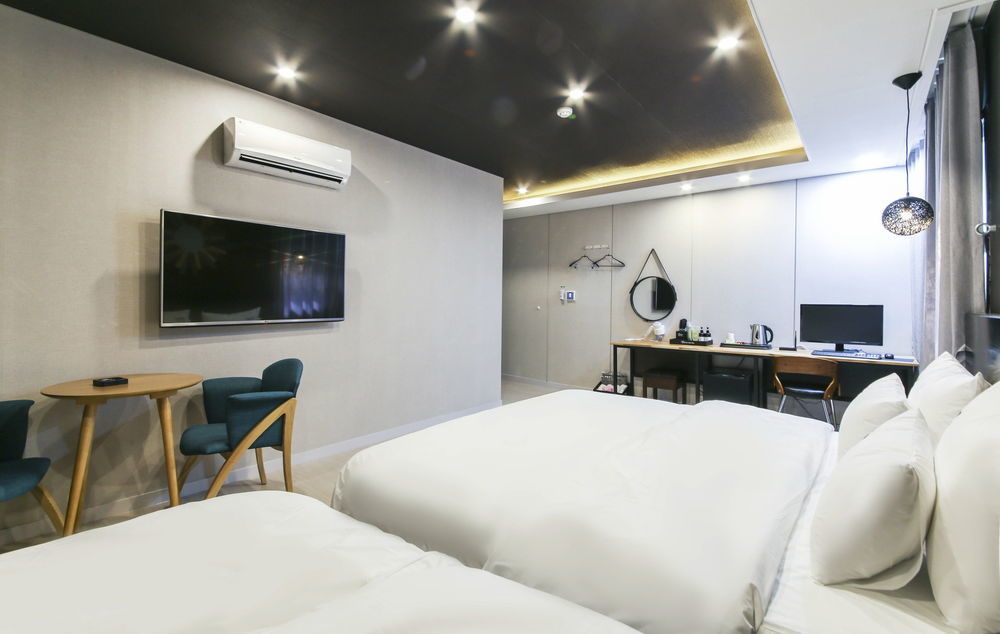 Dove Hotel Ульсан Екстер'єр фото